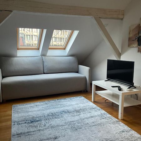 Double Bedroom Apartment In เบลเกรด ภายนอก รูปภาพ